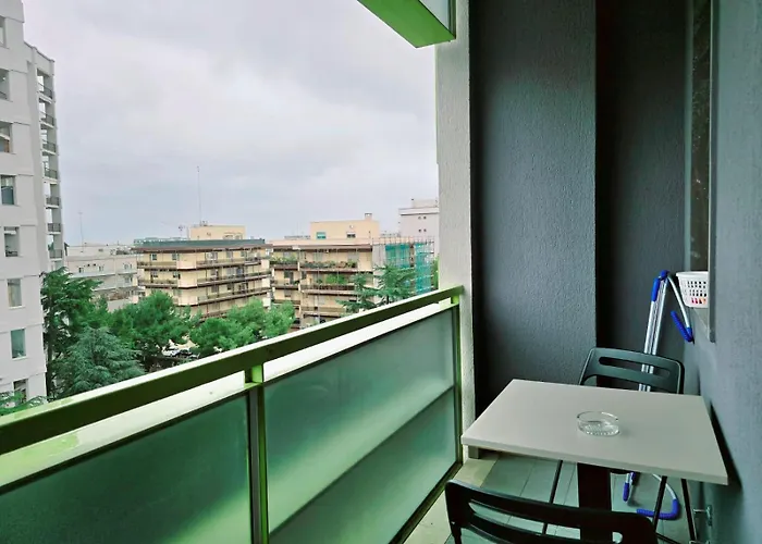 Moderno Loft Finemente Arredato アパート